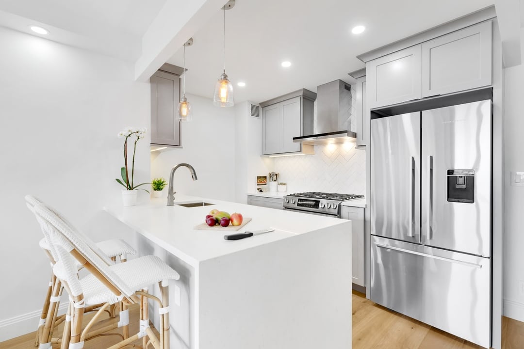 Luxury Kitchen, Bath & Apartment Renovations In NYC | Gallery Kitchen ...